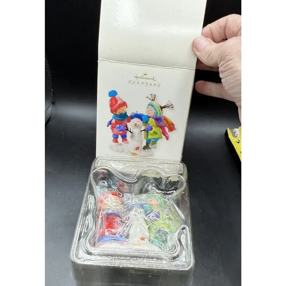 Hallmark Christmas Ornament First Snowman of the Year Kids Making Snowman 7D